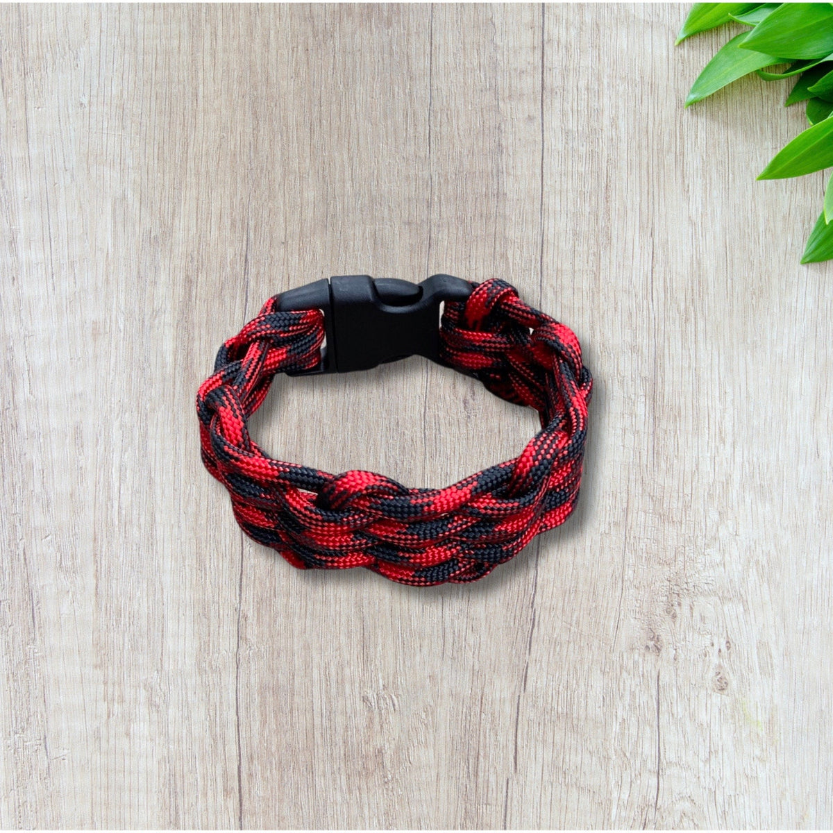 Paracord Simple Weave Bracelet