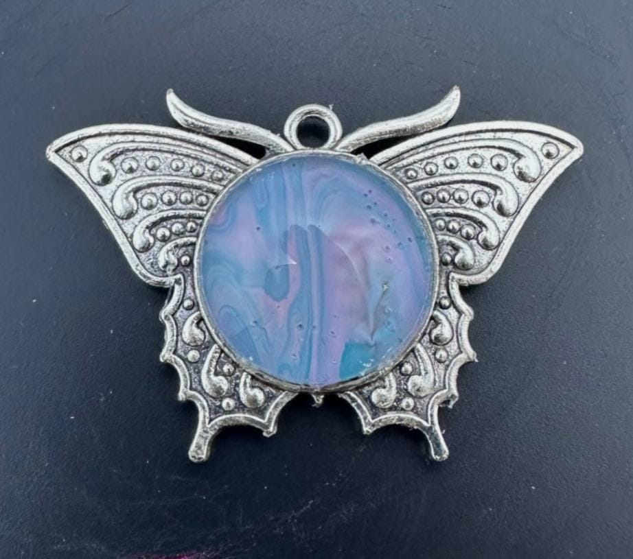 Butterfly Acrylic Pour Pendant, No. C004