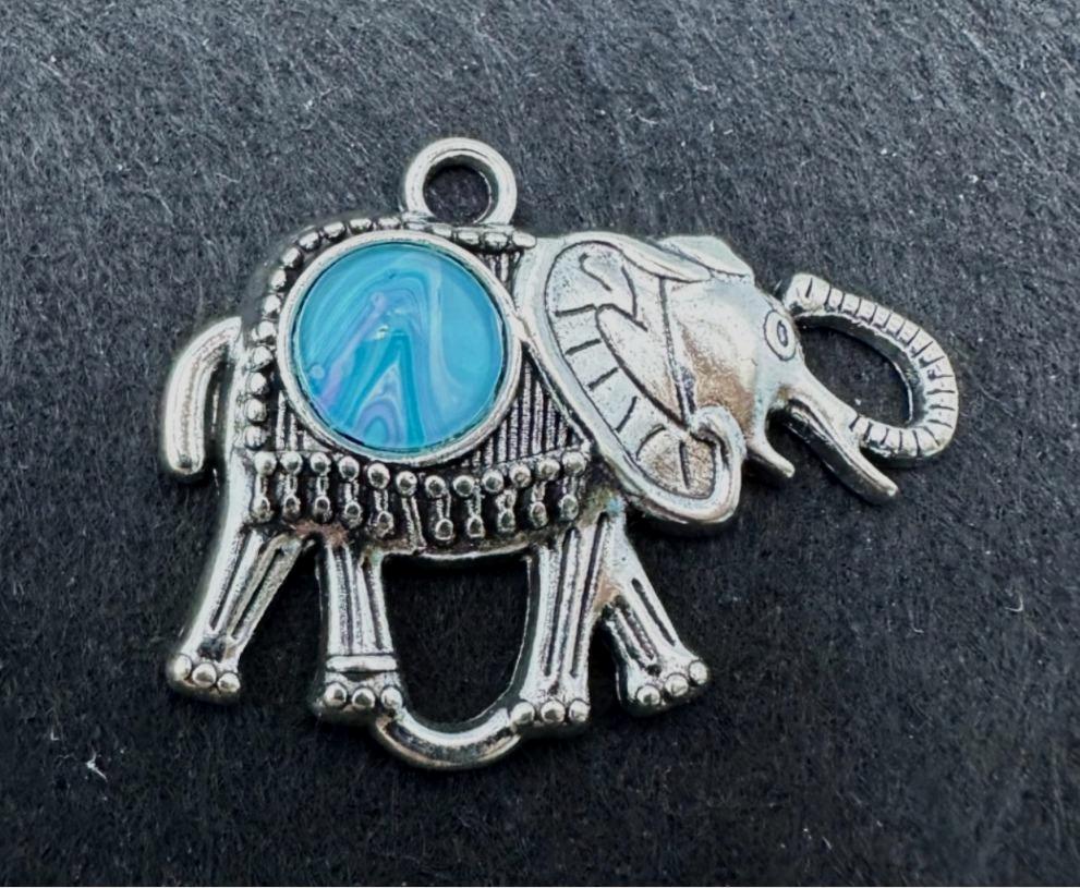 Elephant Acrylic Pour Pendant, No. C007