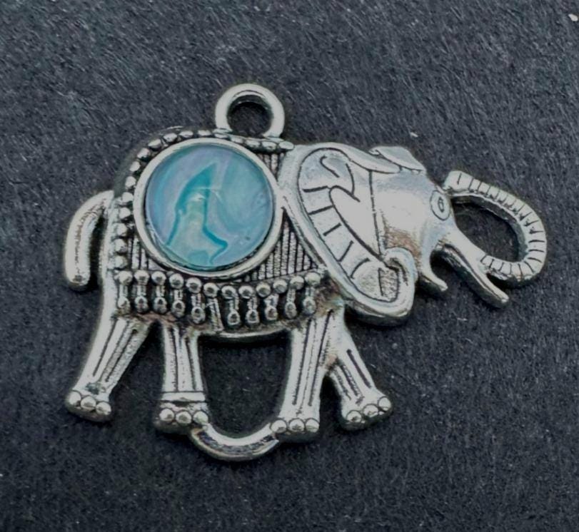 Elephant Acrylic Pour Pendant, No. C006